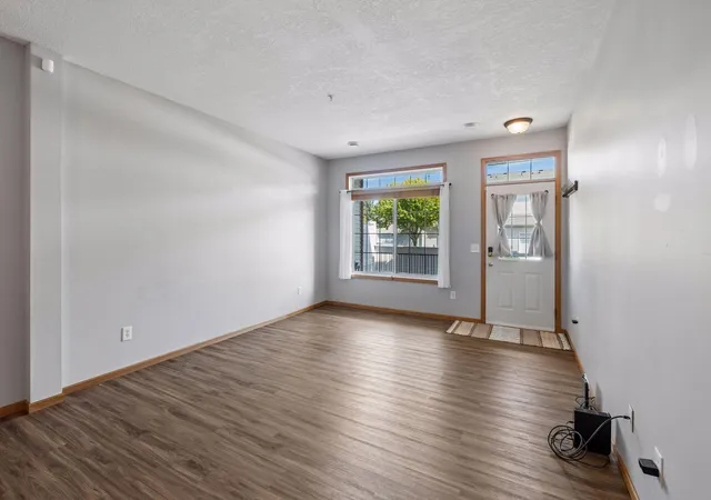 Photo 3 of Single family home for sale at 4887 Bivens Ct #9706, Inver Grove Heights, MN 55076 | MLS# 7149697 | Listing updated on 2026-10-03