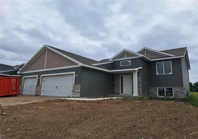 Single family home for sale at 581 Sienna Dr, Watertown, MN 55388 | MLS# 7149726