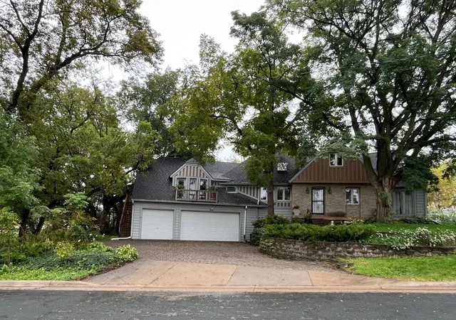 Photo 1 of Single family home for sale at 618 2nd Avenue Ne, Stewartville, MN 55976 | MLS# 7149732 | Listing updated on 2026-10-21