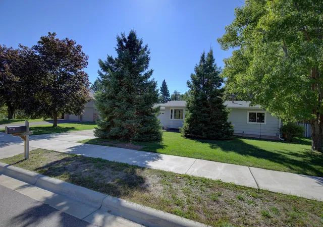Photo 2 of Sale Pending at 3990 66th Street E, Inver Grove Heights, MN 55076 | MLS# 7149772 | Listing updated on 2026-10-07