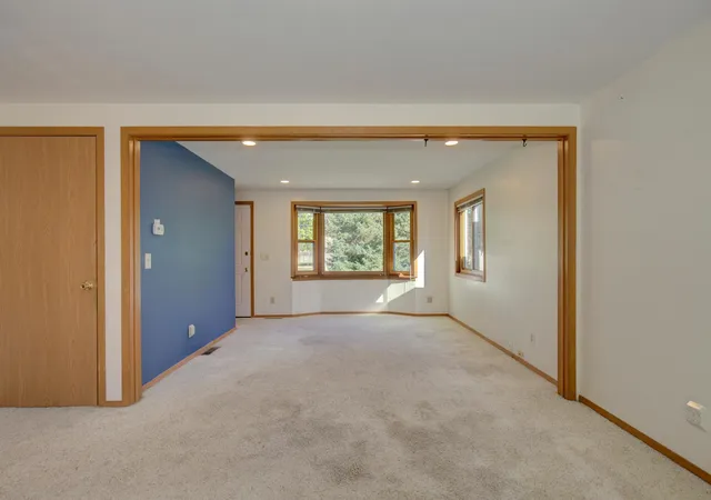 Photo 3 of Sale Pending at 3990 66th Street E, Inver Grove Heights, MN 55076 | MLS# 7149772 | Listing updated on 2026-10-07