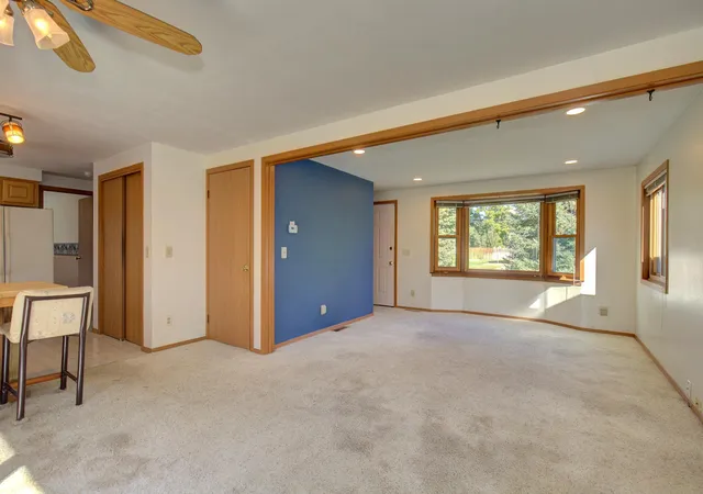 Photo 4 of Sale Pending at 3990 66th Street E, Inver Grove Heights, MN 55076 | MLS# 7149772 | Listing updated on 2026-10-07