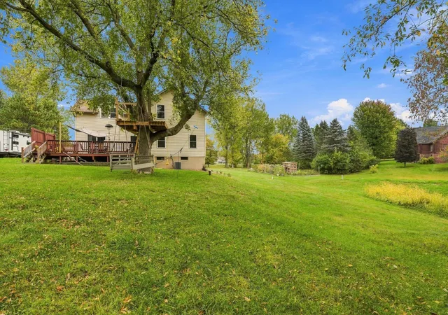 Photo 2 of Single family home for sale at 858 Bradley Dr, Hudson, WI 54016 | MLS# 7149780 | Listing updated on 2026-09-28