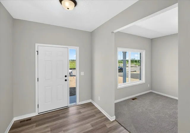 Photo 4 of Single family home for sale at 9662 32nd Street NE, Saint Michael, MN 55376 | MLS# 7149801 | Listing updated on 2026-09-27