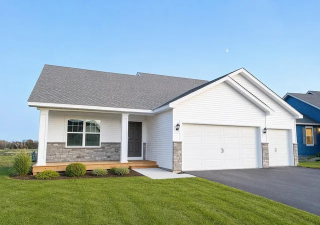 Photo 3 of Single family home for sale at 7415 Imperial Way, Elko New Market, MN 55020 | MLS# 7149821 | Listing updated on 2026-10-23