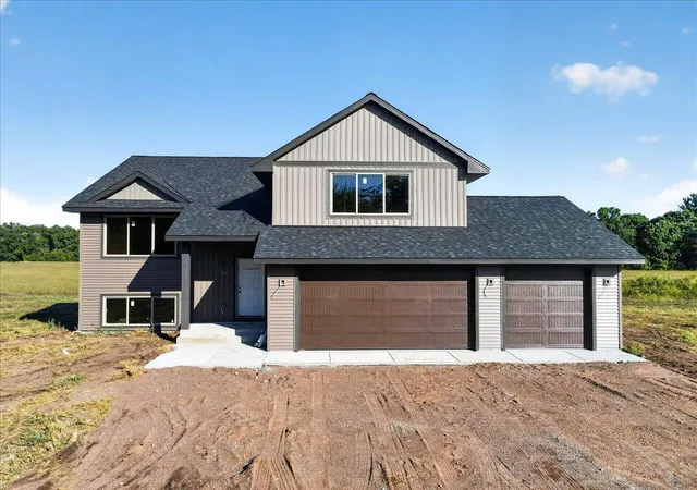 Photo 2 of Single family home for sale at 12052 Olson Rd, Harris, MN 55032 | MLS# 7149832 | Listing updated on 2026-10-03