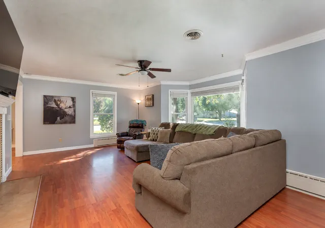 Photo 4 of Single family home for sale at 31 Lake Ave E, Minnesota Lake, MN 56068 | MLS# 7149840 | Listing updated on 2026-09-25