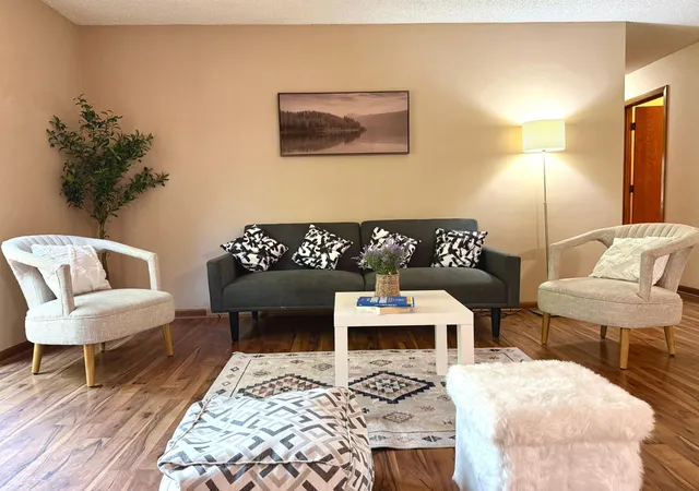 Photo 3 of Condo for sale at 7 Crusader Ave E #D, Saint Paul, MN 55118 | MLS# 7149844 | Listing updated on 2026-09-25