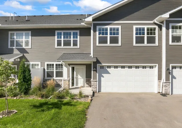 Photo 1 of Single family home for sale at 430 Ford St E, Northfield, MN 55057 | MLS# 7149847 | Listing updated on 2026-09-28