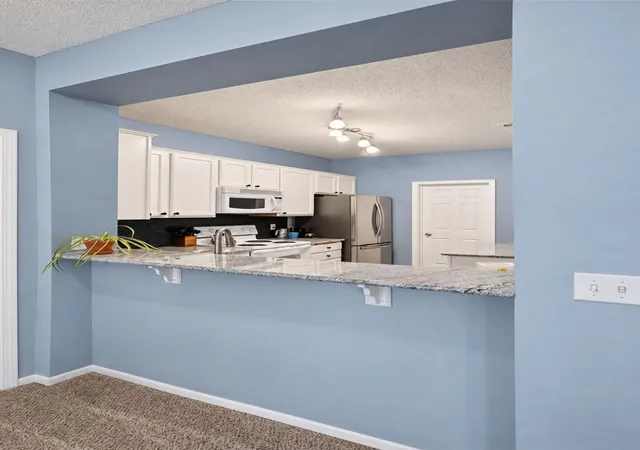 Photo 4 of Single family home for sale at 916 Trenton Ln N, Minneapolis, MN 55441 | MLS# 7149849 | Listing updated on 2026-10-08