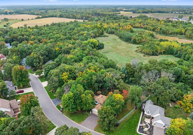 Photo 3 of Single family home for sale at 38308 Golden Oaks Trl, North Branch, MN 55056 | MLS# 7149857 | Listing updated on 2026-09-30
