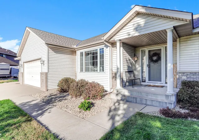 Photo 2 of Single family home for sale at 15572 78th Court Ne, Elk River, MN 55330 | MLS# 7149862 | Listing updated on 2026-10-01
