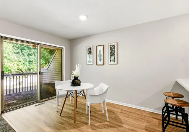 Photo 4 of Single family home for sale at 1213 Timbershore Ln, Saint Paul, MN 55123 | MLS# 7149865 | Listing updated on 2026-10-08