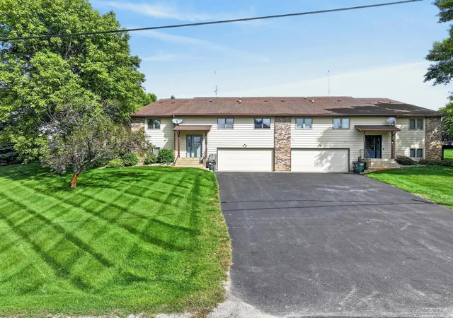 Photo 1 of Single family home for sale at 2813 Latoka Beach Rd Nw, Alexandria, MN 56308 | MLS# 7149867 | Listing updated on 2026-10-07