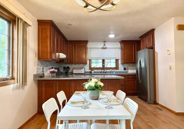 Photo 3 of Single family home for sale at 2023 Parkside Dr, Saint Paul, MN 55119 | MLS# 7149883 | Listing updated on 2026-10-01