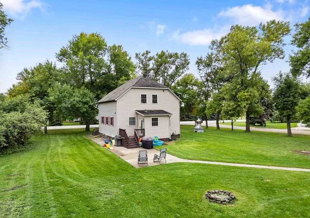 Photo 3 of Single family home for sale at 14800 90th Avenue S, Barnesville, MN 56514 | MLS# 7149891 | Listing updated on 2026-09-26