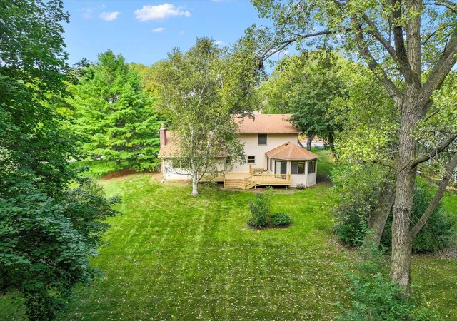 Photo 4 of Single family home for sale at 13209 Sheffield Curv, Hopkins, MN 55305 | MLS# 7149898 | Listing updated on 2026-10-22