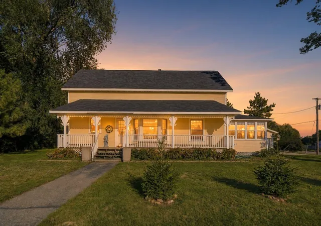 Photo 1 of Sale Pending at 15974 Clayton Ave E, Rosemount, MN 55068 | MLS# 7149904 | Listing updated on 2026-10-04