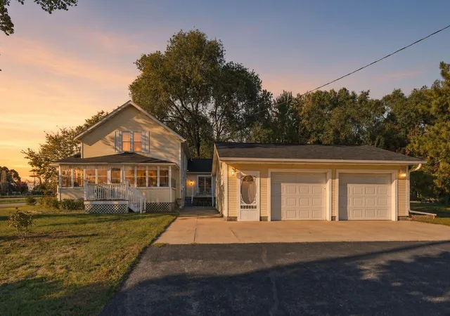 Photo 2 of Sale Pending at 15974 Clayton Ave E, Rosemount, MN 55068 | MLS# 7149904 | Listing updated on 2026-10-04