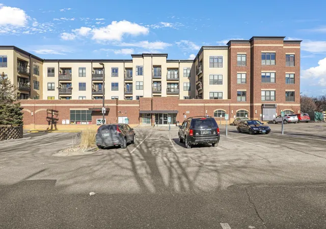 Photo 33 of Condo for sale at 15 E Franklin Ave #208, Minneapolis, MN 55404 | MLS# 7149916 | Listing updated on 2026-10-03