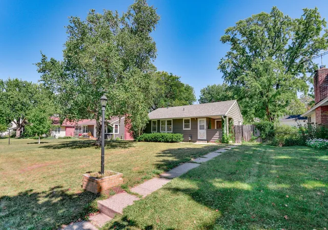 Photo 3 of Single family home for sale at 5837 Russell Ave S, Minneapolis, MN 55410 | MLS# 7149925 | Listing updated on 2026-09-25