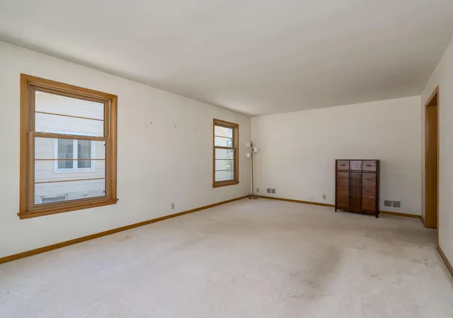 Photo 4 of Single family home for sale at 443 Harrison Ave, North Mankato, MN 56003 | MLS# 7149927 | Listing updated on 2026-09-25