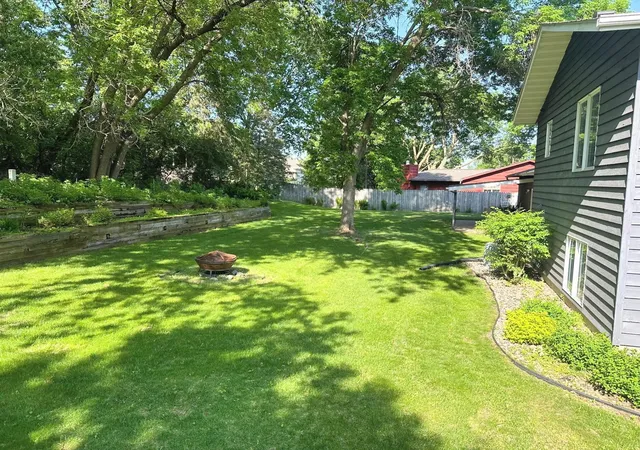 Photo 3 of Single family home for sale at 1928 Linda Ln, Saint Cloud, MN 56301 | MLS# 7149944 | Listing updated on 2026-10-07