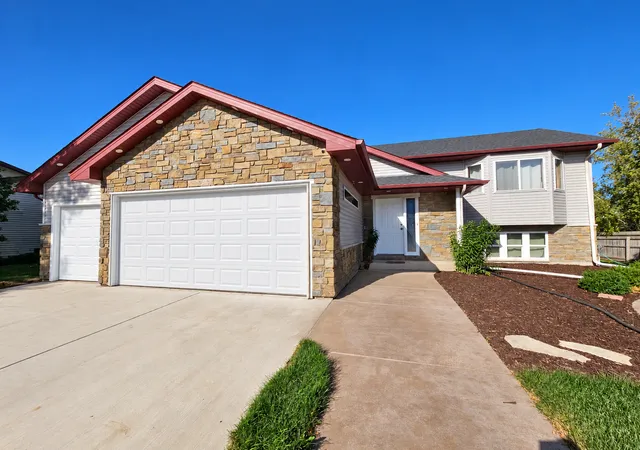 Single family home for sale at 111 Hill St, Montrose, MN 55363 | MLS# 7149957