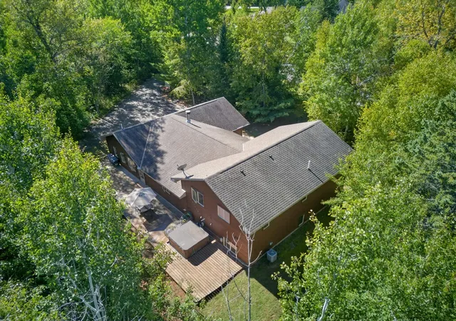 Photo 1 of Single family home for sale at 112 Bay Rd, Coleraine, MN 55722 | MLS# 7149993 | Listing updated on 2026-10-19