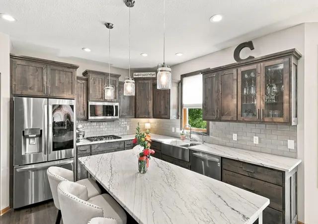Photo 3 of Single family home for sale at 18344 Lake Forest Dr, Lakeville, MN 55044 | MLS# 7149994 | Listing updated on 2026-10-08