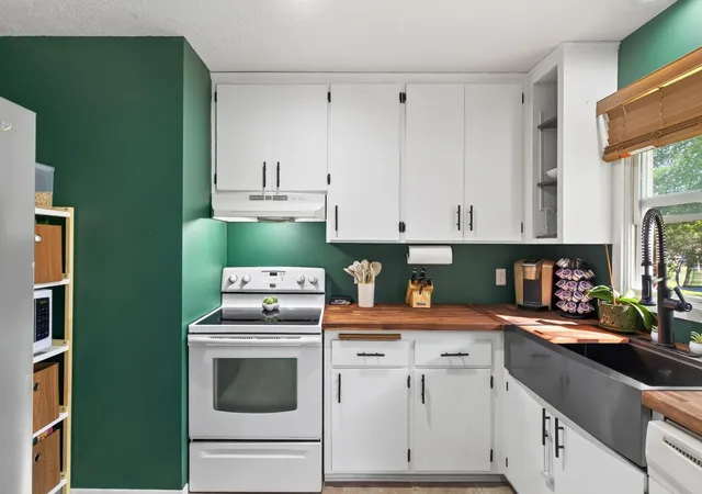 Photo 3 of Single family home for sale at 3552 146th Street W, Rosemount, MN 55068 | MLS# 7150004 | Listing updated on 2026-10-08