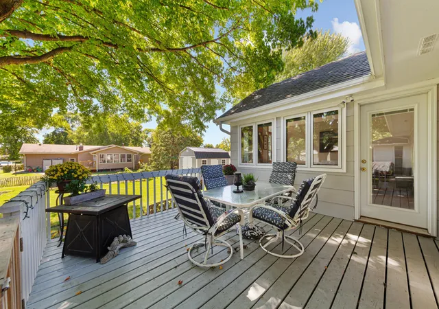 Photo 3 of Sale Pending at 620 11th Avenue SE, Waseca, MN 56093 | MLS# 7150024 | Listing updated on 2026-09-30