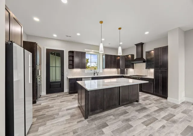 Photo 4 of Single family home for sale at 8800 Grace Ln N, Loretto, MN 55357 | MLS# 7150041 | Listing updated on 2026-10-05