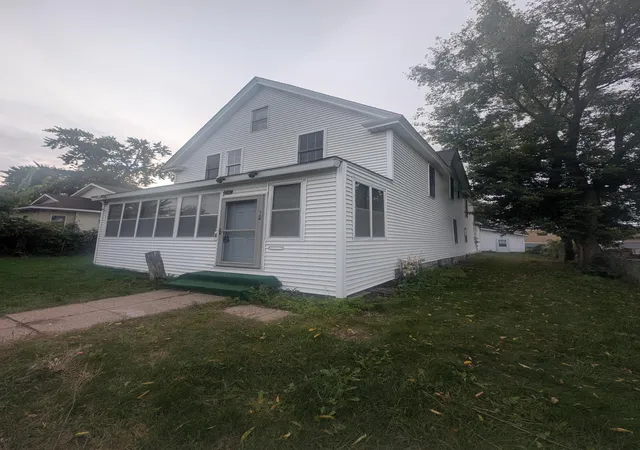 Photo 1 of Single family home for sale at 588 York Ave, Saint Paul, MN 55130 | MLS# 7150052 | Listing updated on 2026-10-07