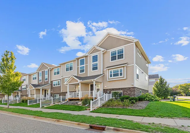 Photo 1 of Single family home for sale at 7561 Woods Edge Blvd, Circle Pines, MN 55014 | MLS# 7150055 | Listing updated on 2026-10-08