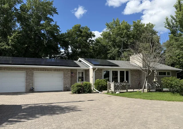 Photo 1 of Single family home for sale at 5173 Shadowwood Dr Ne, Sauk Rapids, MN 56379 | MLS# 7150059 | Listing updated on 2026-10-07