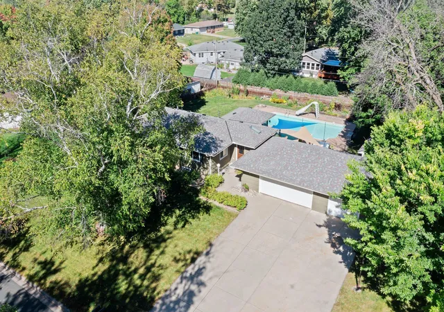 Photo 2 of Single family home for sale at 2508 W 140th Street, Burnsville, MN 55337 | MLS# 7150060 | Listing updated on 2026-10-01