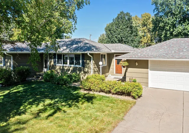 Photo 3 of Single family home for sale at 2508 W 140th Street, Burnsville, MN 55337 | MLS# 7150060 | Listing updated on 2026-10-01
