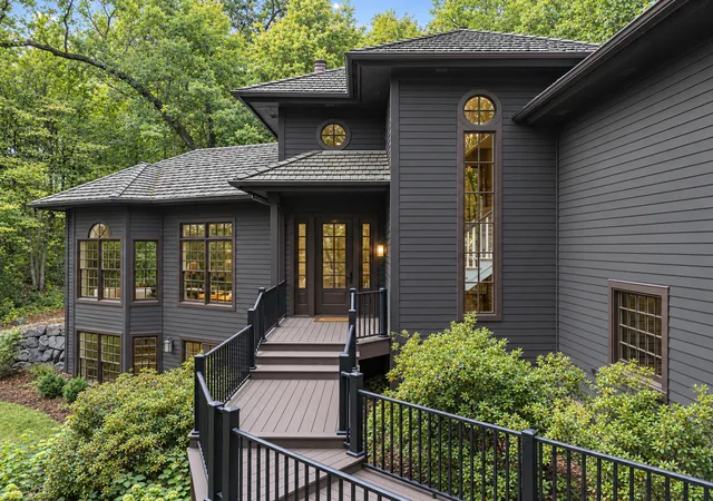 Photo 2 of Single family home for sale at 9340 W Bush Lake Rd, Minneapolis, MN 55438 | MLS# 7150062 | Listing updated on 2026-10-05