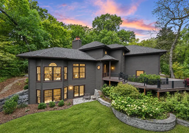 Photo 3 of Single family home for sale at 9340 W Bush Lake Rd, Minneapolis, MN 55438 | MLS# 7150062 | Listing updated on 2026-10-05