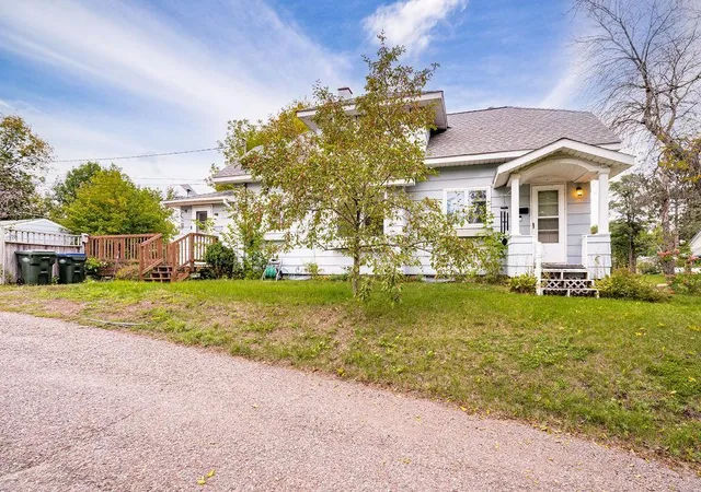 Listing Photo 5 - Condo for sale in building located at 421 10th St, Cloquet, MN 55720
