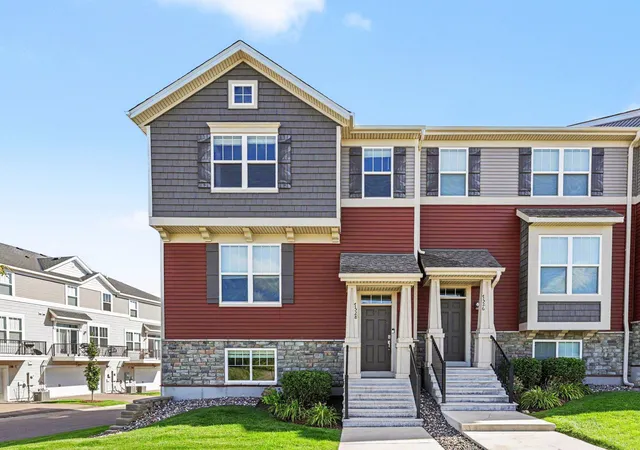 Single family home for sale at 7528 38th Street N, Saint Paul, MN 55128 | MLS# 7150084