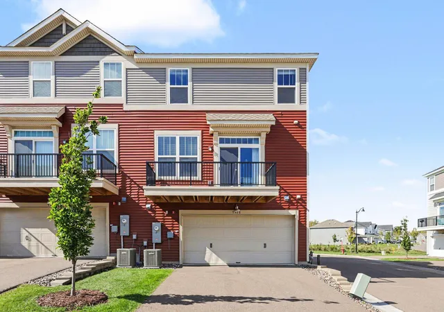 Photo 2 of Single family home for sale at 7528 38th Street N, Saint Paul, MN 55128 | MLS# 7150084 | Listing updated on 2026-10-27