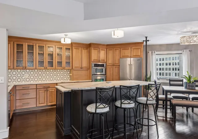 Photo 4 of Condo for sale at 121 Washington Ave S #701, Minneapolis, MN 55401 | MLS# 7150095 | Listing updated on 2026-10-01