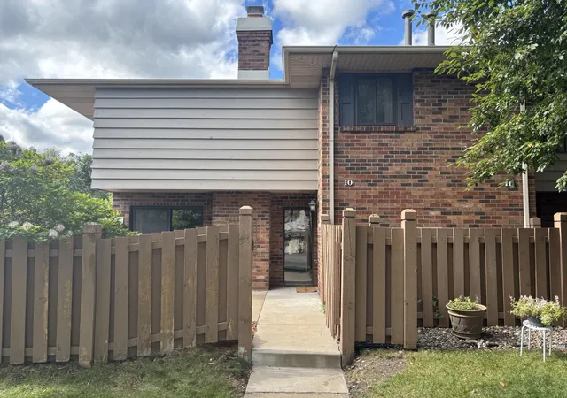 Photo 2 of Single family home for sale at 3680 Independence Ave S #10, Minneapolis, MN 55426 | MLS# 7150098 | Listing updated on 2026-10-14
