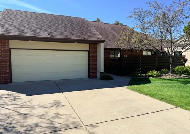 Single family home for sale at 1512 S Franklin St, New Ulm, MN 56073 | MLS# 7150099