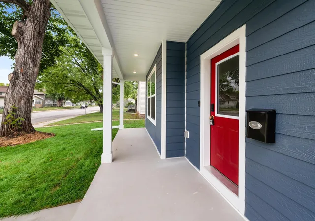 Photo 2 of Single family home for sale at 4530 Bryant Ave N, Minneapolis, MN 55412 | MLS# 7150115 | Listing updated on 2026-09-26