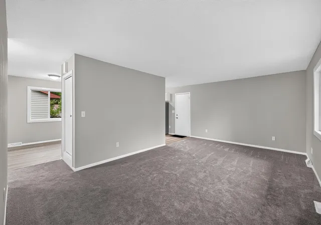 Photo 2 of Sale Pending at 1014 9th Avenue Sw, Forest Lake, MN 55025 | MLS# 7150136 | Listing updated on 2026-09-30