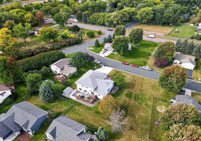 Photo 3 of Single family home for sale at 1585 Monarch St, Shakopee, MN 55379 | MLS# 7150151 | Listing updated on 2026-10-09