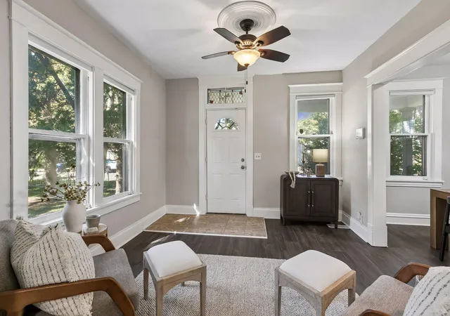 Photo 3 of Single family home for sale at 894 Euclid St, Saint Paul, MN 55106 | MLS# 7150162 | Listing updated on 2026-10-22